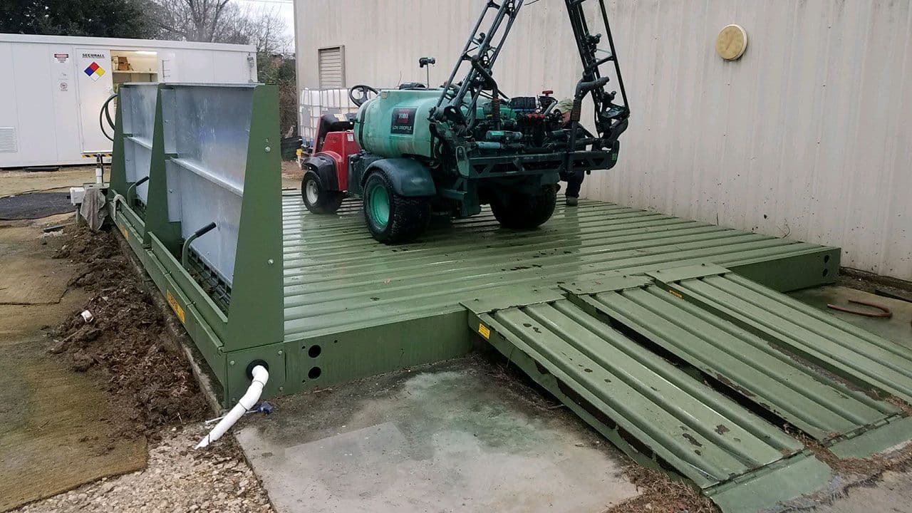 Turf and Landscape Equipment Wash Racks